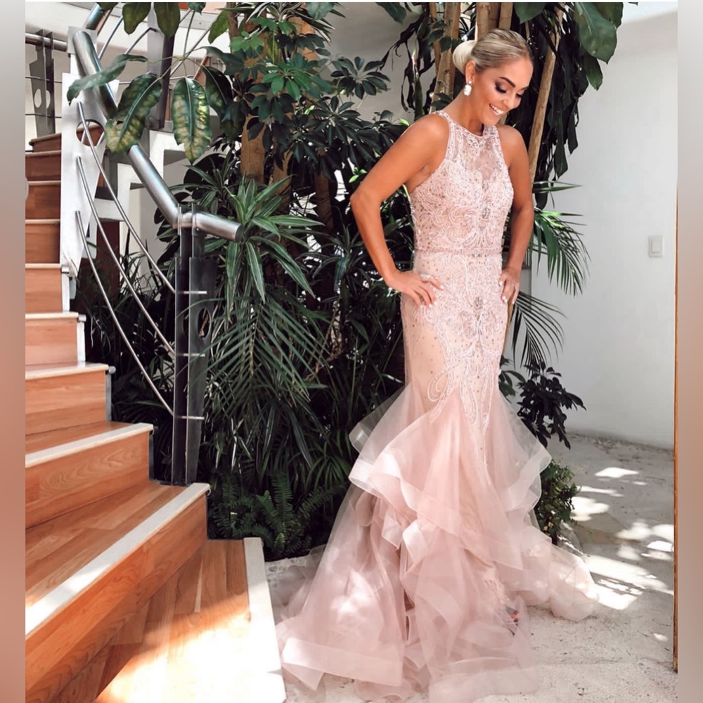 Beautiful gown - blush color